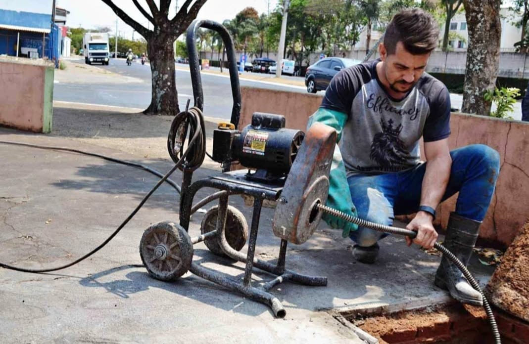 Como Funciona o Serviço de Desentupimento